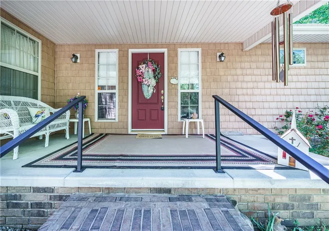 3rd image of 101 Beaverview Dr, Eureka Springs, AR 72631 | MLS# 1346794