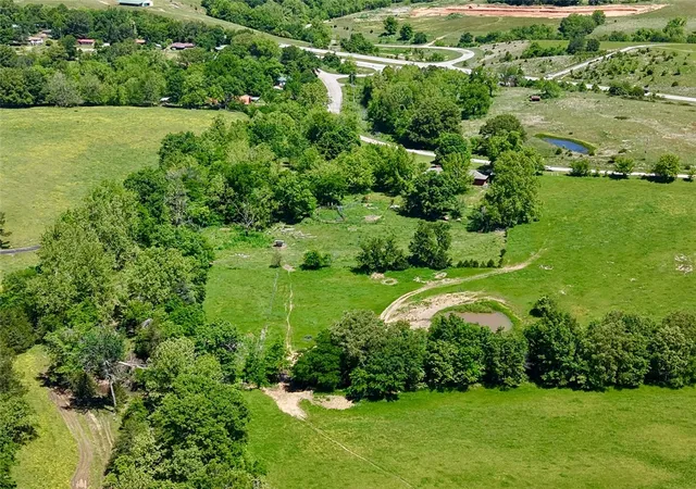 18th image of 335 Madison 7802, Huntsville, AR 72740 | MLS# 1344801