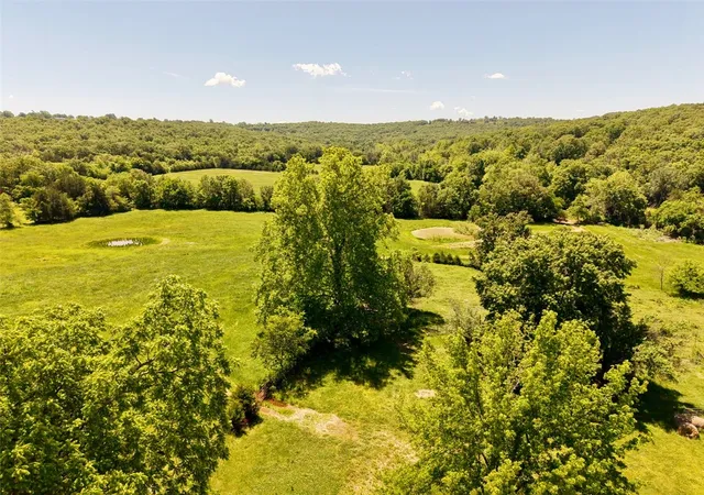 Photo 3 of Sale Pending at 335 Madison 7802, Huntsville, AR 72740 | MLS# 1344801 | Listing updated on 2026-08-24