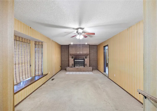 Photo 3 of Single family home for sale at 411 Marina Rd, Russellville, AR 72802 | MLS# 1346816 | Listing updated on 2026-09-28