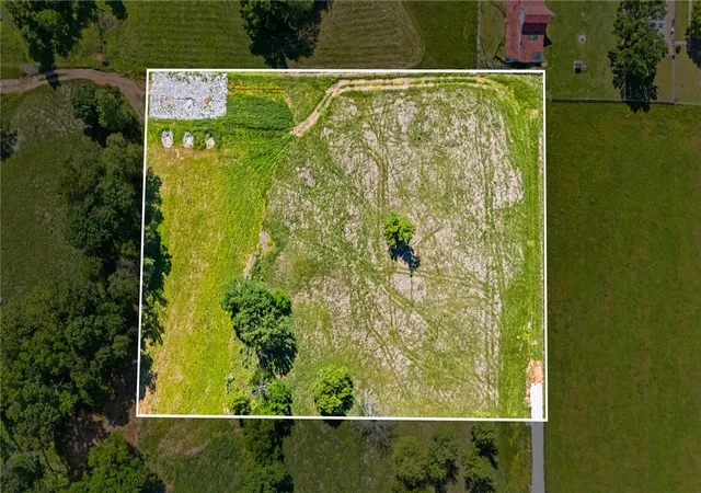 Photo 3 of Land for sale at 19057 Strawberry Plant Rd, Fayetteville, AR 72704 | MLS# 1345497 | Listing updated on 2026-08-17
