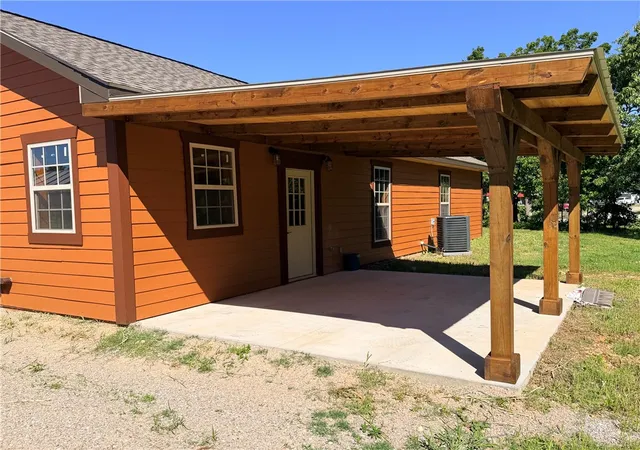 2nd image of 8030 Norvel Dr, Harrison, AR 72601 | MLS# 1347289