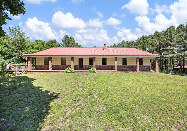 Single family home for sale at 655 Charton Rd, Morrilton, AR 72110 | MLS# 1347449