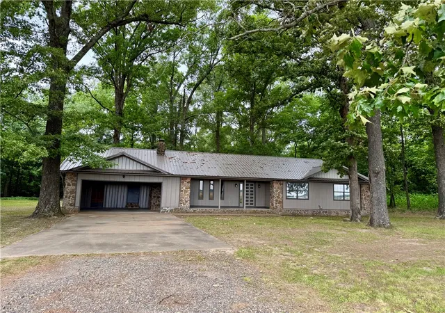 Photo 1 of Single family home for sale at 411 Senko Rd, Griffithville, AR 72060 | MLS# 1347844 | Listing updated on 2026-08-18