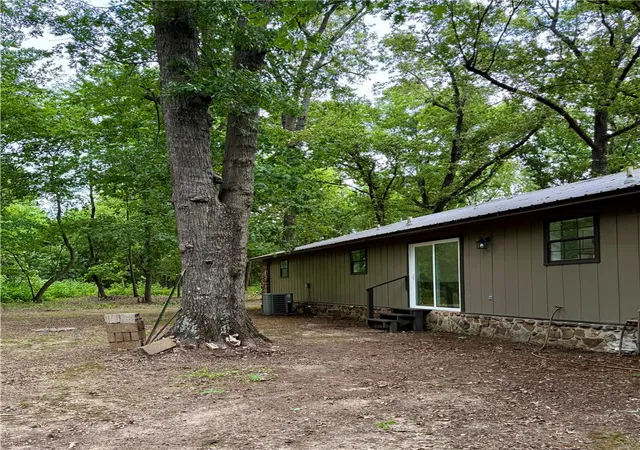 Photo 3 of Single family home for sale at 411 Senko Rd, Griffithville, AR 72060 | MLS# 1347844 | Listing updated on 2026-08-18