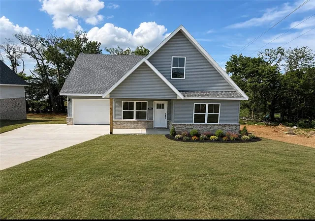 1st image of 356 Lavona Ln, Huntsville, AR 72740 | MLS# 1348073