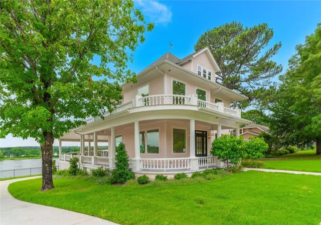 1st image of 601 W River St, Ozark, AR 72949 | MLS# 1347795