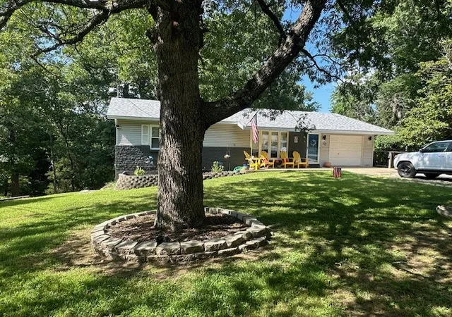 Photo 3 of Single family home for sale at 23 E Mountain Dr, Eureka Springs, AR 72632 | MLS# 1348593 | Listing updated on 2026-08-19