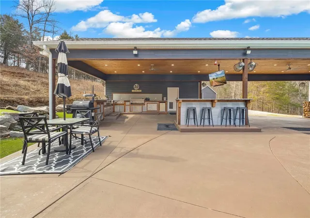 2nd image of 230 Madison 2625, Huntsville, AR 72740 | MLS# 1348923
