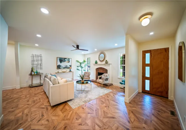 Photo 4 of Single family home for sale at 9766 Buckskin Cir, Rogers, AR 72758 | MLS# 1349245 | Listing updated on 2026-08-17