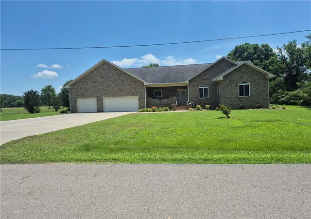 Single family home for sale at 526 Ferguson, Havana, AR 72842 | MLS# 1349502