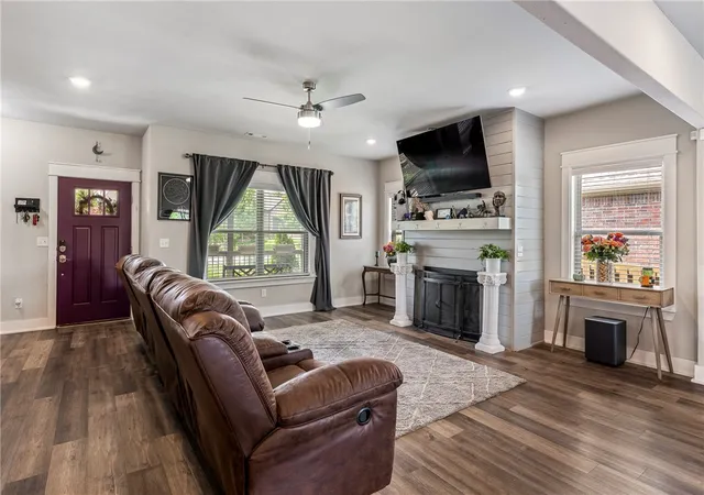 Photo 2 of Single family home for sale at 3601 Sw Carter Rd, Bentonville, AR 72713 | MLS# 1349484 | Listing updated on 2026-10-06