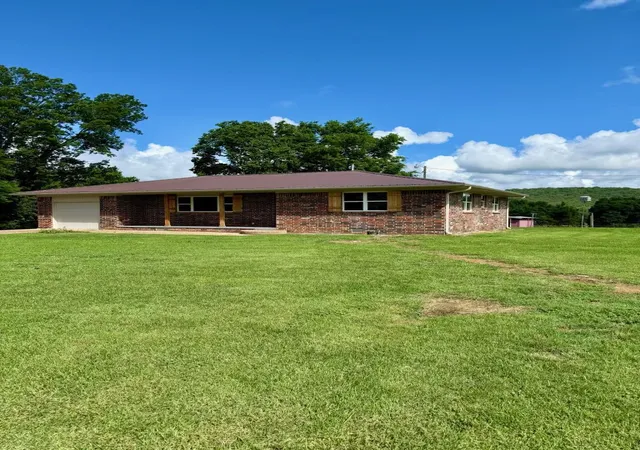 Photo 3 of Sale Pending at 12831 Hummingbird Rd, Elkins, AR 72727 | MLS# 1350873 | Listing updated on 2026-08-23