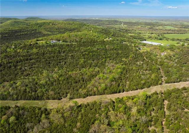 Photo 2 of Sale Pending at 401 Cr 246, Berryville, AR 72616 | MLS# 1351071 | Listing updated on 2026-08-24