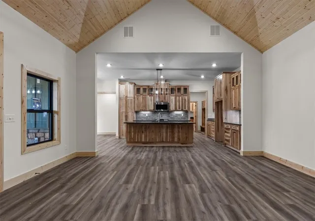 Photo 3 of Single family home for sale at 22842 Carlton Dr, Decatur, AR 72722 | MLS# 1348384 | Listing updated on 2026-08-23