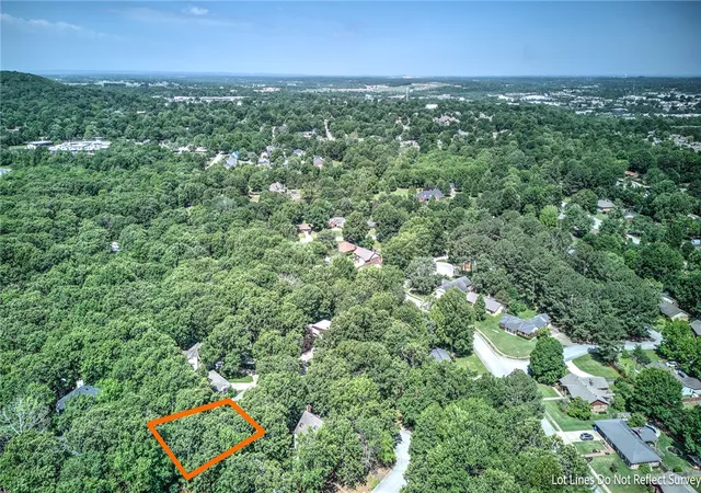 37th image of 3225 N Kings Cross, Fayetteville, AR 72703 | MLS# 1347200