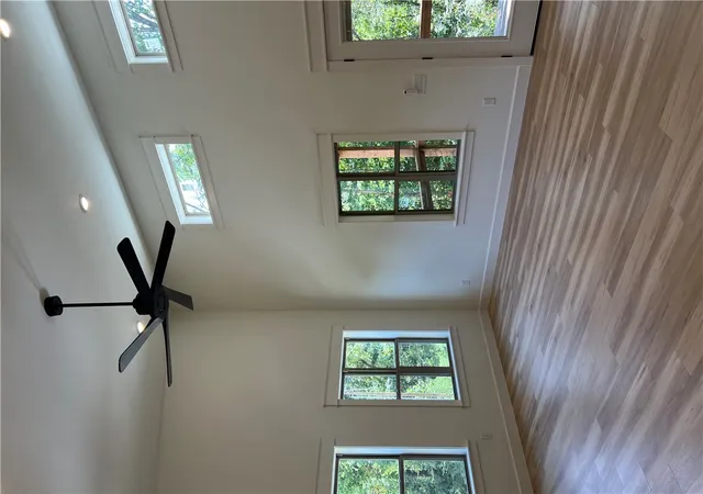Photo 3 of Single family home for sale at 2 Birsay Dr, Bella Vista, AR 72715 | MLS# 1351973 | Listing updated on 2026-08-14