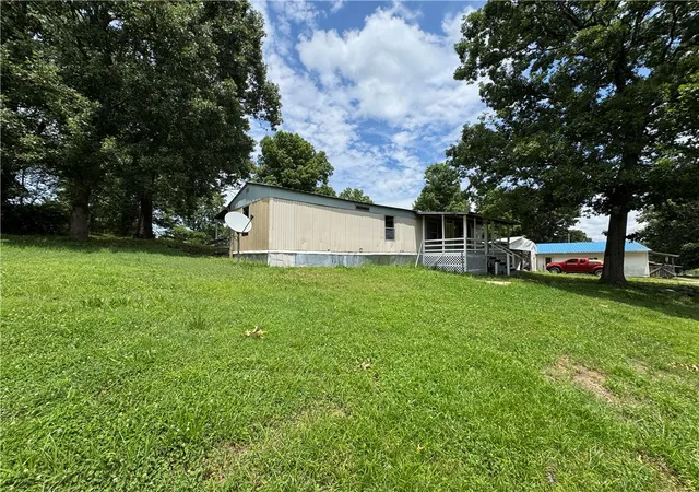 2nd image of 83 Nc 2813, Marble Falls, AR 72648 | MLS# 1352324