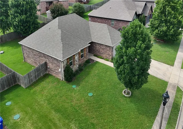 38th image of 204 Cowans St, Lowell, AR 72745 | MLS# 1352435
