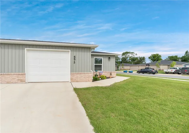 Photo 25 of Townhouse for sale at 6615 Nw Gregory St, Bentonville, AR 72713 | MLS# 1352494 | Listing updated on 2026-08-19