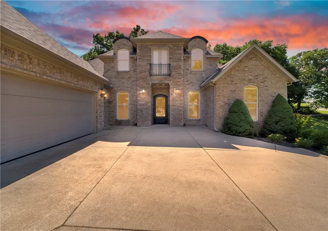 Photo 1 of Sale Pending at 5104 S Sloan Cir, Rogers, AR 72758 | MLS# 1351667 | Listing updated on 2026-08-25