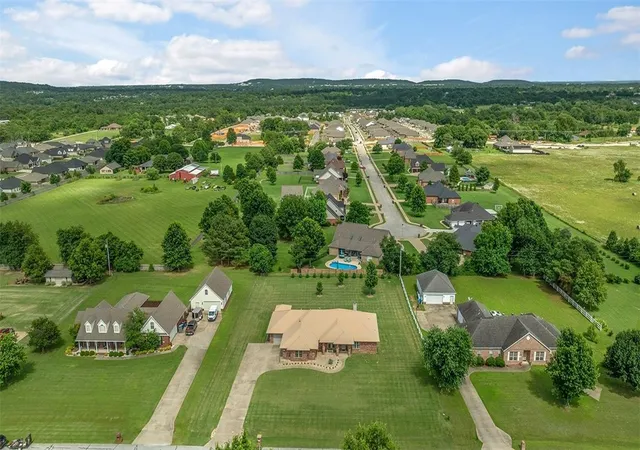 Photo 31 of Single family home for sale at 206 Fredonia St, Elm Springs, AR 72762 | MLS# 1352589 | Listing updated on 2026-08-23