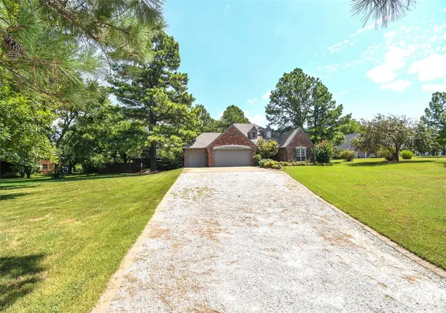 Photo 2 of Sale Pending at 2143 S 280th East Ave, Catoosa, OK 74015 | MLS# 1352605 | Listing updated on 2026-08-09