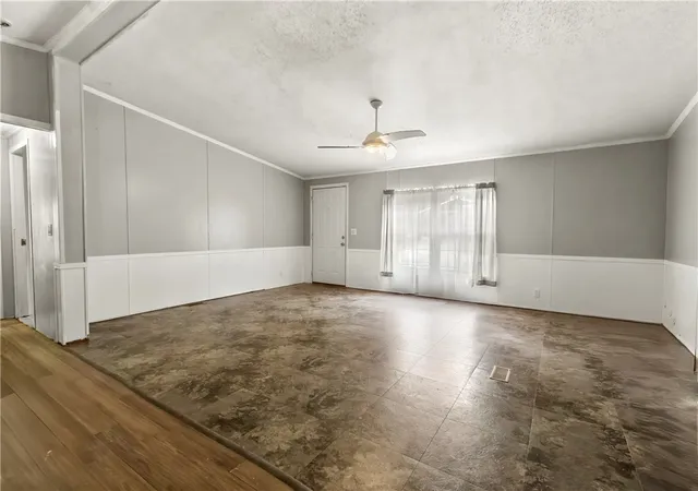 Photo 3 of Manufactured home for sale at 2042 Longview Rd, Merriam Woods Village, MO 65740 | MLS# 1352642 | Listing updated on 2026-08-20
