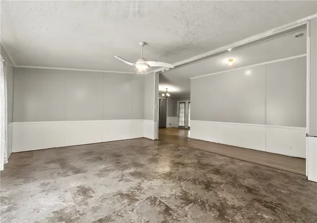 Photo 4 of Manufactured home for sale at 2042 Longview Rd, Merriam Woods Village, MO 65740 | MLS# 1352642 | Listing updated on 2026-08-20