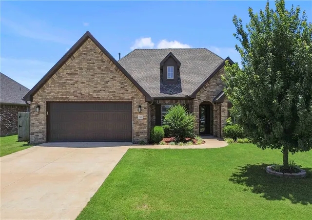 2nd image of 1353 Valle Ln, Tontitown, AR 72762 | MLS# 1352608