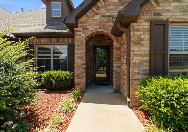 3rd image of 1353 Valle Ln, Tontitown, AR 72762 | MLS# 1352608