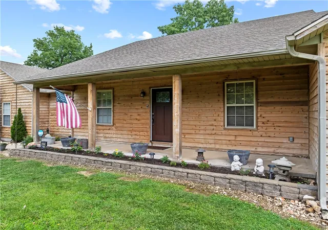 3rd image of 12276 Dubuque Rd, Omaha, AR 72662 | MLS# 1349790