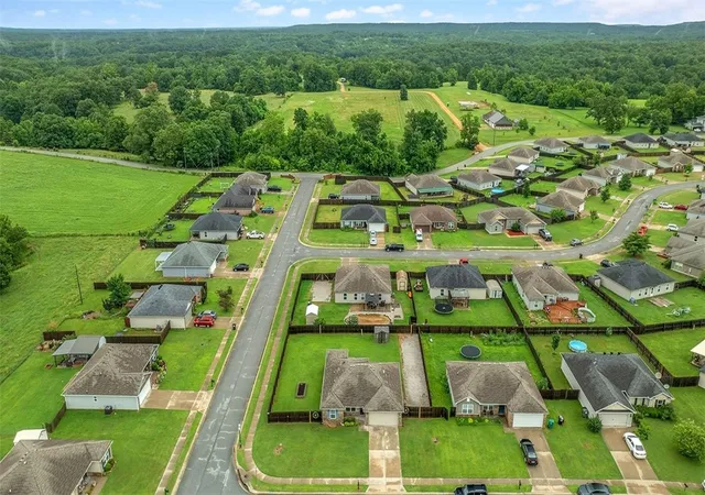 Photo 3 of Sale Pending at 15012 White Fawn Pl, Garfield, AR 72732 | MLS# 1352482 | Listing updated on 2026-08-23