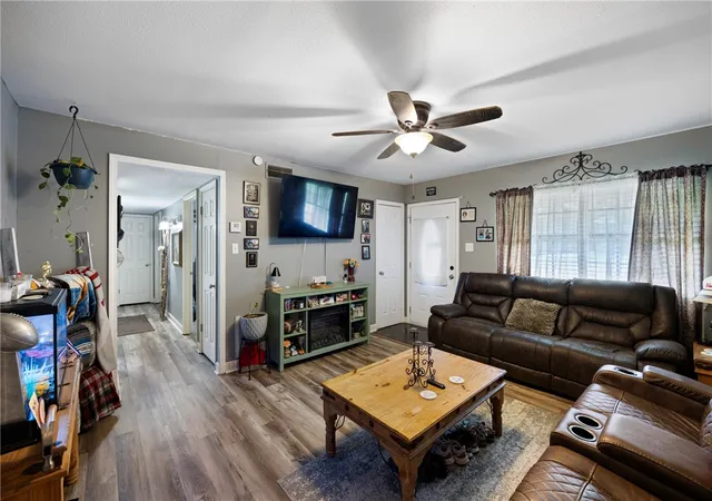 Photo 4 of Single family home for sale at 2901 N Greenwich Ave, Russellville, AR 72802 | MLS# 1353098 | Listing updated on 2026-08-20