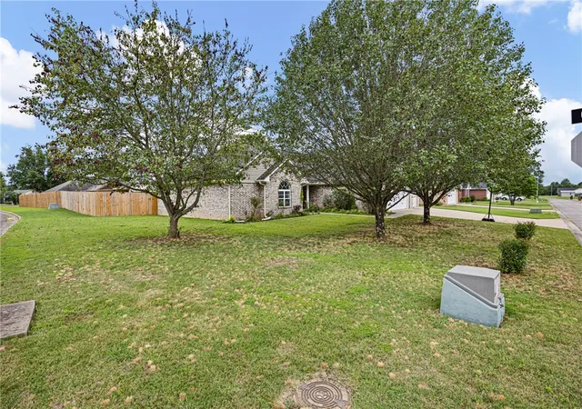 3rd image of 101 Cheyenne Ln, Clarksville, AR 72830 | MLS# 1353387