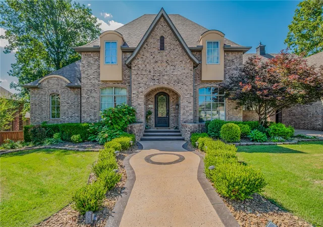 Photo 1 of Single family home for sale at 1504 Chapel Hl Dr, Bentonville, AR 72712 | MLS# 1342984 | Listing updated on 2026-08-26