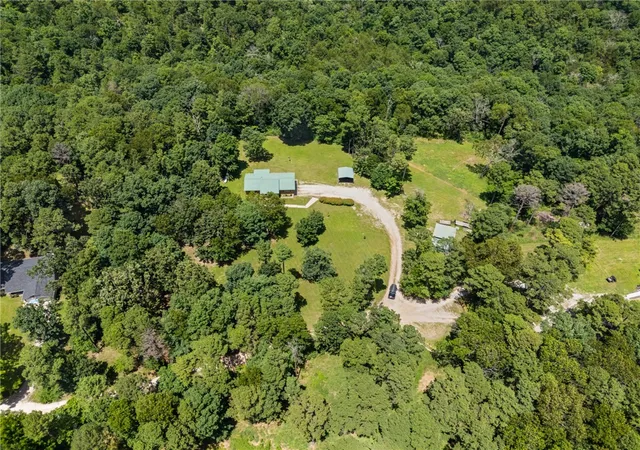 53rd image of 10738 Big Piney Dr, Omaha, AR 72662 | MLS# 1353982