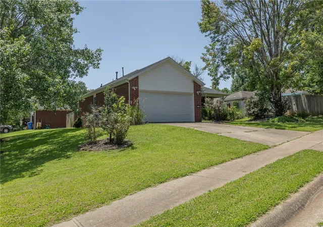 4th image of 4277 E Lawndale Dr, Fayetteville, AR 72701 | MLS# 1353841