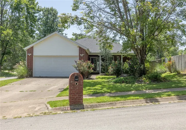 5th image of 4277 E Lawndale Dr, Fayetteville, AR 72701 | MLS# 1353841