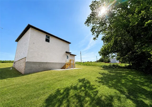 8th image of 334 Lavona Ln, Huntsville, AR 72740 | MLS# 1354038