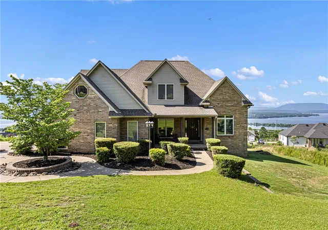 Photo 1 of Sale Pending at 49 Castle Rock Dr, Russellville, AR 72802 | MLS# 1353565 | Listing updated on 2026-08-17