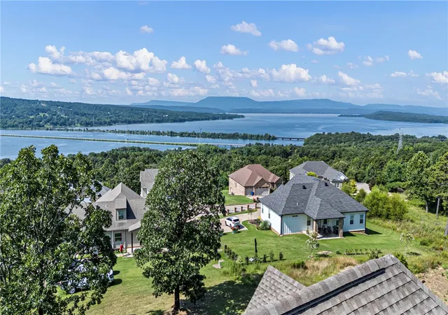 Photo 36 of Sale Pending at 49 Castle Rock Dr, Russellville, AR 72802 | MLS# 1353565 | Listing updated on 2026-08-17
