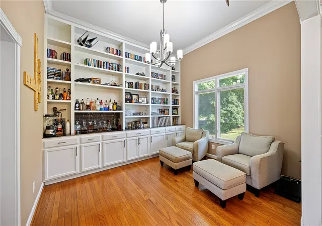 Photo 5 of Sale Pending at 49 Castle Rock Dr, Russellville, AR 72802 | MLS# 1353565 | Listing updated on 2026-08-17