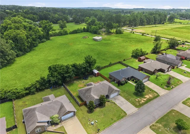Photo 33 of Single family home for sale at 3958 Hemlock Ln, Russellville, AR 72802 | MLS# 1354199 | Listing updated on 2026-08-13