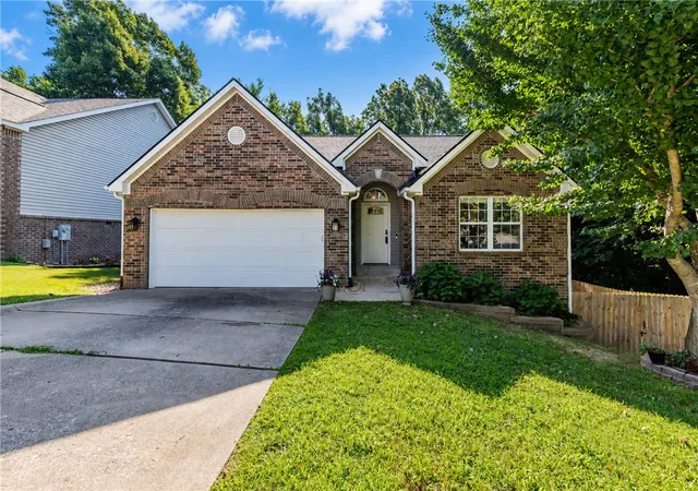 Photo 1 of Single family home for sale at 2902 Northaven Dr, Bentonville, AR 72712 | MLS# 1354229 | Listing updated on 2026-08-24