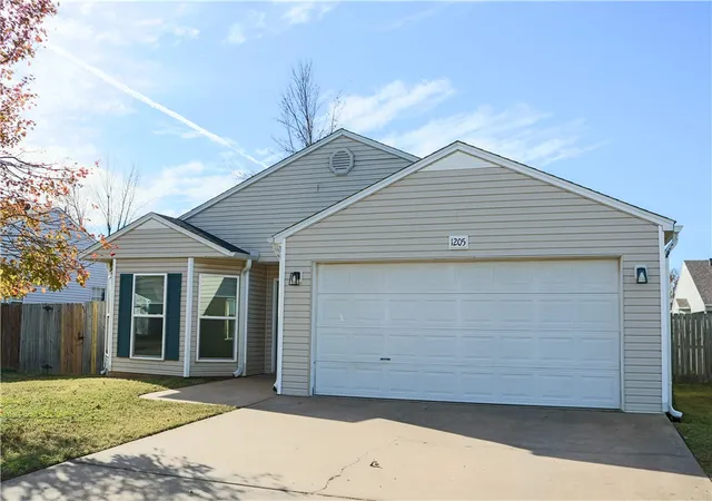 Photo 2 of Single family home for sale at 1205 Spring St, Bentonville, AR 72712 | MLS# 1354219 | Listing updated on 2026-08-05