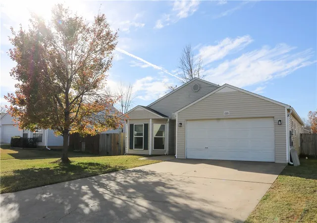Photo 3 of Single family home for sale at 1205 Spring St, Bentonville, AR 72712 | MLS# 1354219 | Listing updated on 2026-08-05