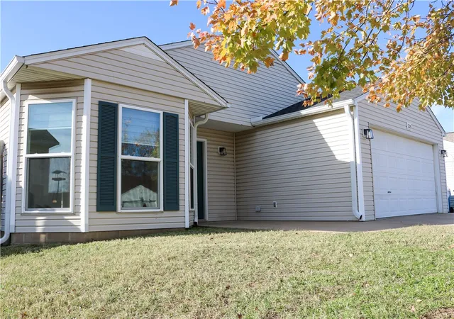 Photo 4 of Single family home for sale at 1205 Spring St, Bentonville, AR 72712 | MLS# 1354219 | Listing updated on 2026-08-05