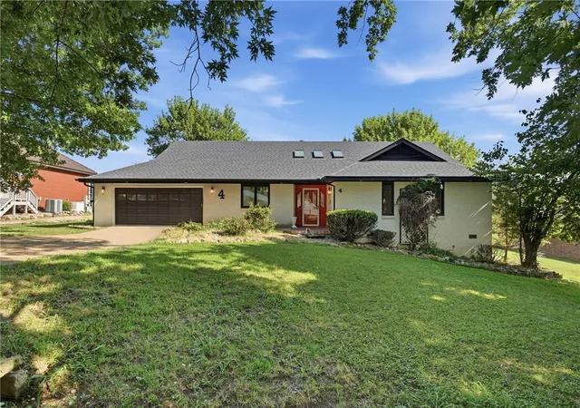 35th image of 4 Fairway Pl, Holiday Island, AR 72631 | MLS# 1353583