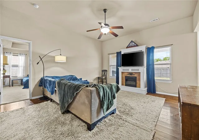 Photo 4 of Single family home for sale at 331 Violet St, Centerton, AR 72719 | MLS# 1354340 | Listing updated on 2026-08-19